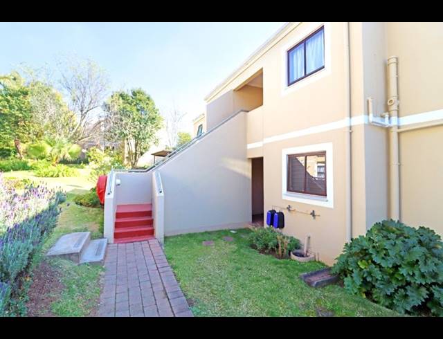 2 BEDROOM APARTMENT FOR SALE IN ROBINDALE